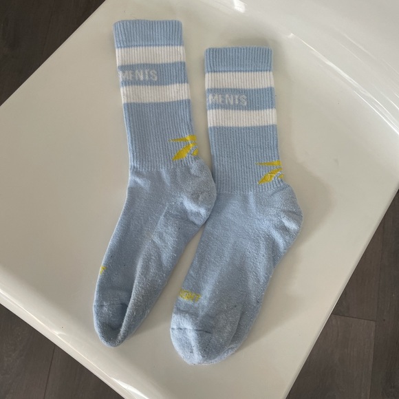 Vestments x Reebok socks - Picture 2 of 2